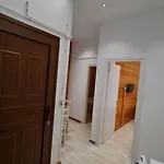 Skenderi Vila *