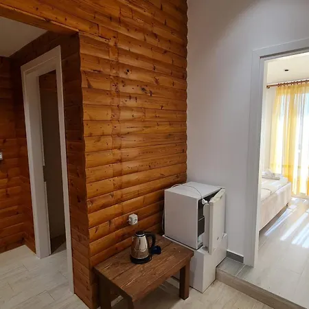 ヴィラ Skenderi Sarandë