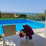 Villa Skenderi *