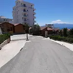 Villa Skenderi *