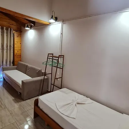 Skenderi Villa Sarandë