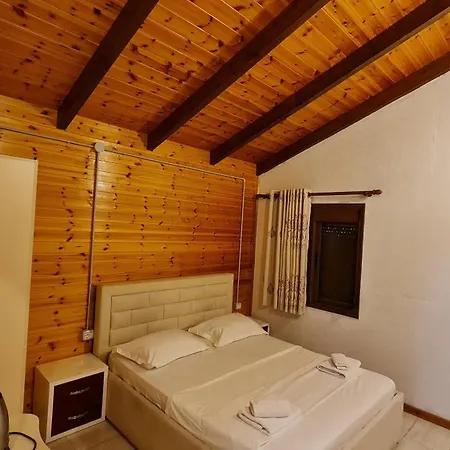 Skenderi * Sarandë