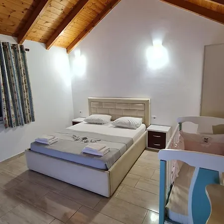Skenderi Villa Sarande