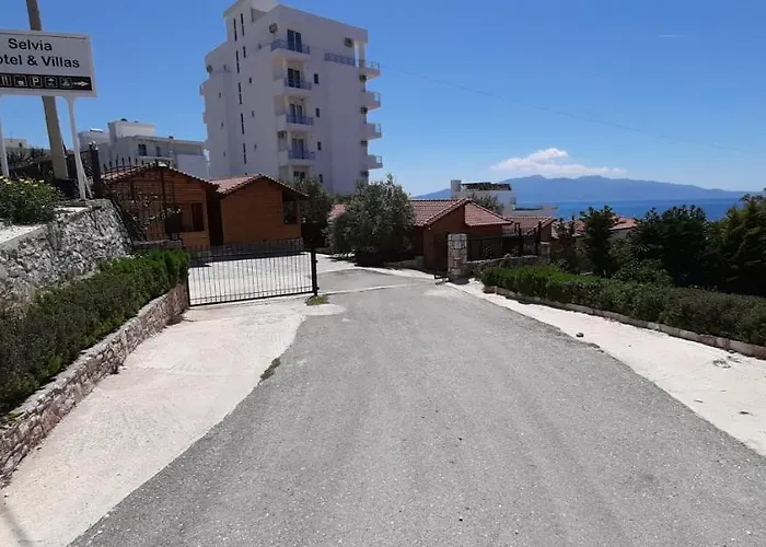 Villa Skenderi *